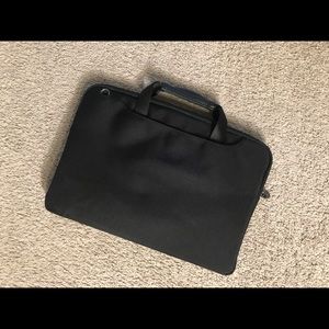 Brenthaven Elliot Laptop Case for 14” Laptop Black